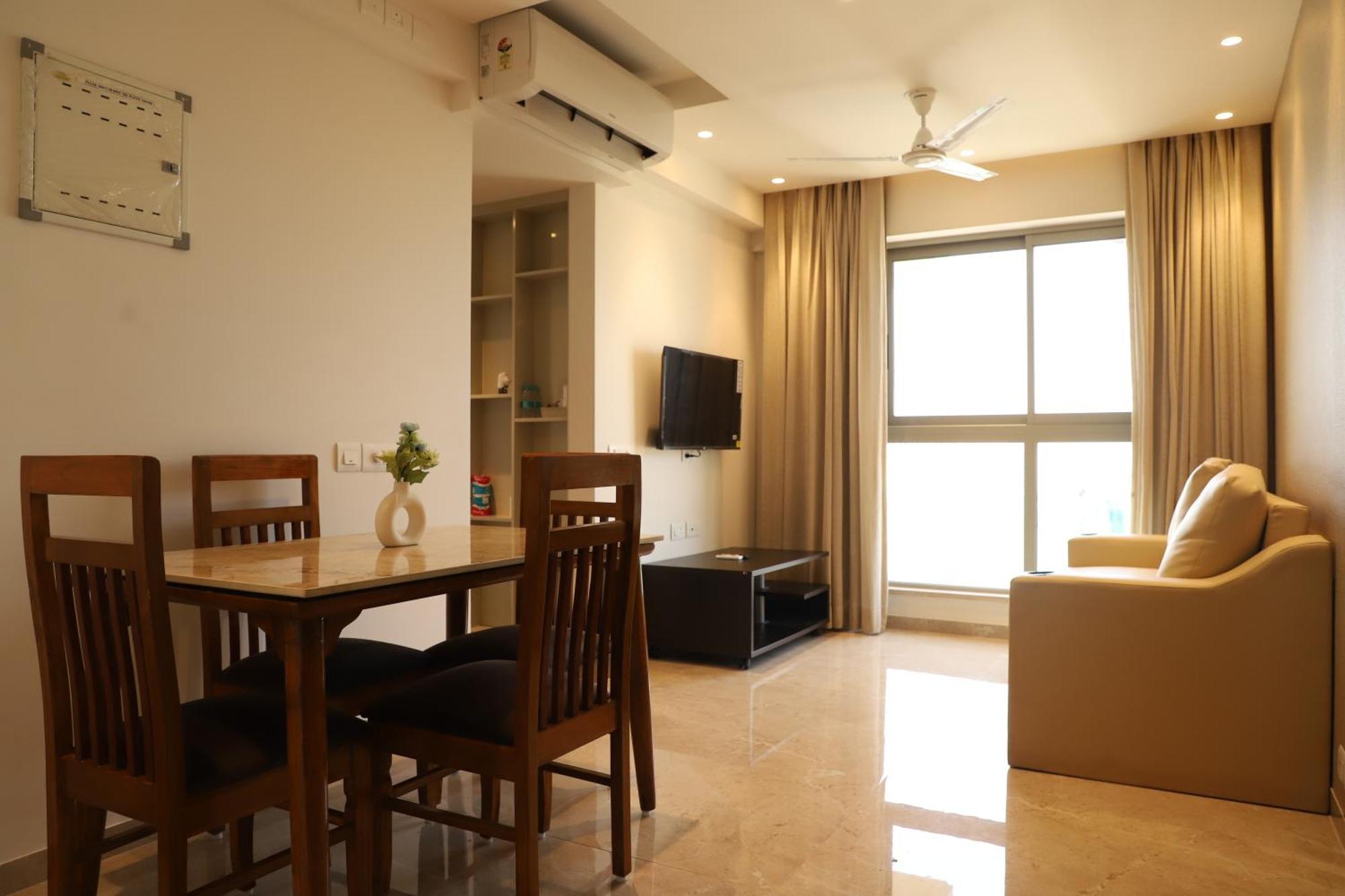 Zenia Luxury Suites And Serviced Apartments Βομβάη Εξωτερικό φωτογραφία
