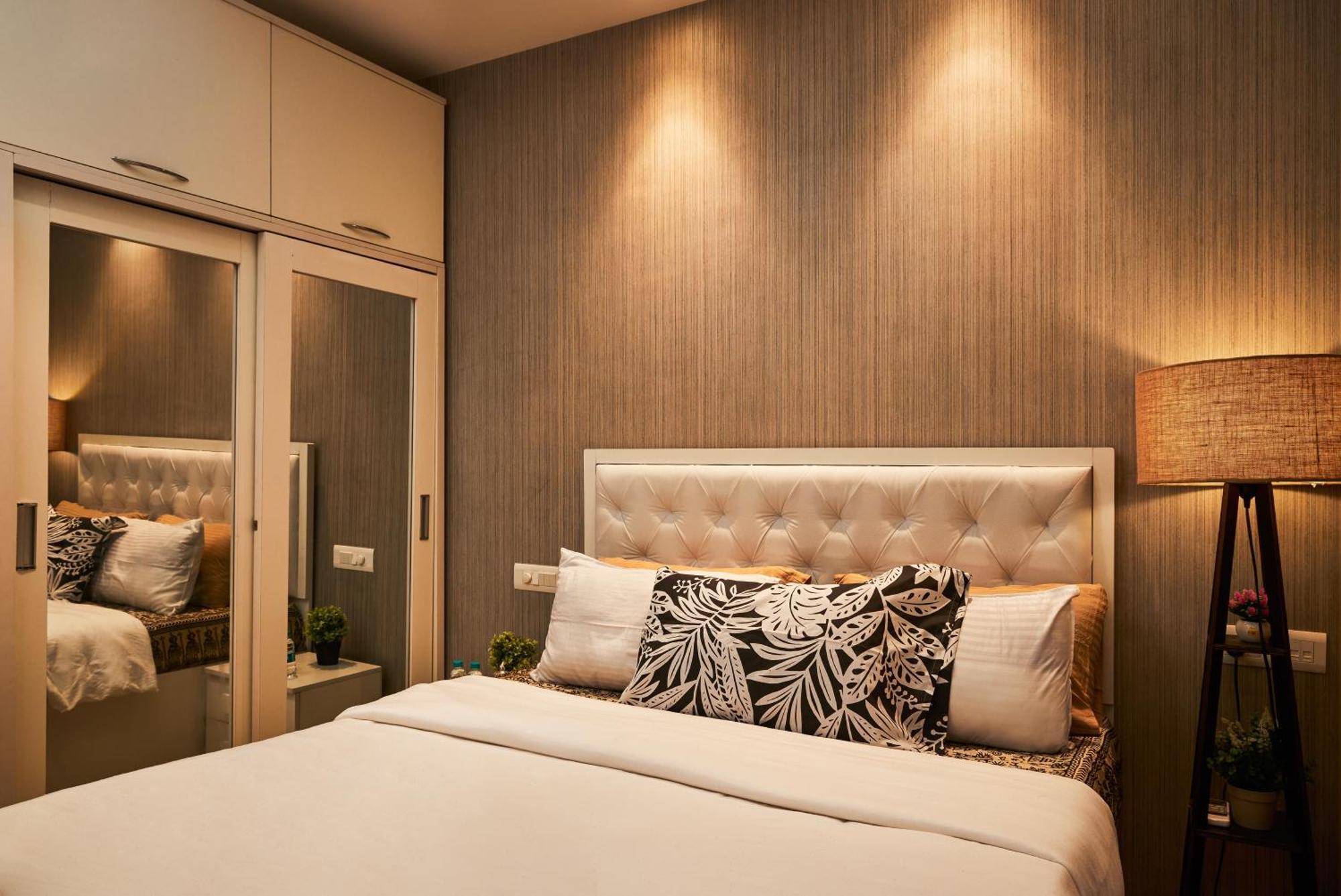 Zenia Luxury Suites And Serviced Apartments Βομβάη Εξωτερικό φωτογραφία